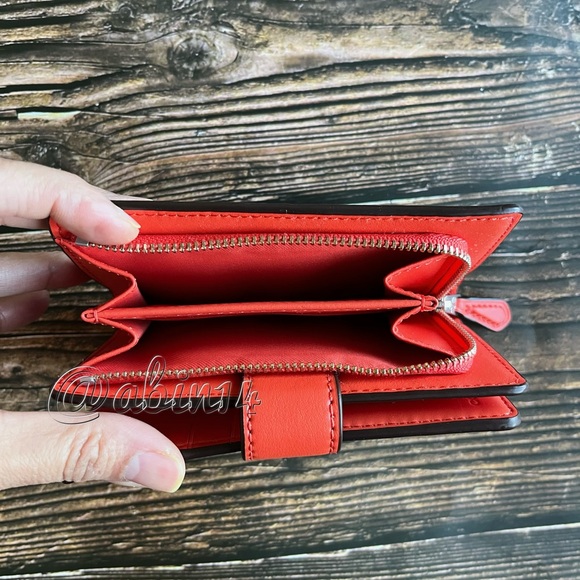 New without tags Coach Medium Wallet In Leather and Canvas - Picture 3 of 5